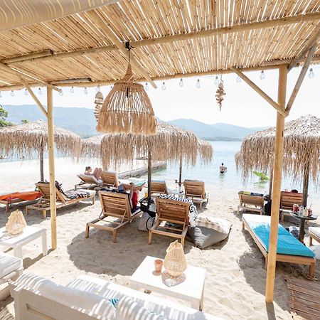 Hotel Pavlou Poros Town Eksteriør billede
