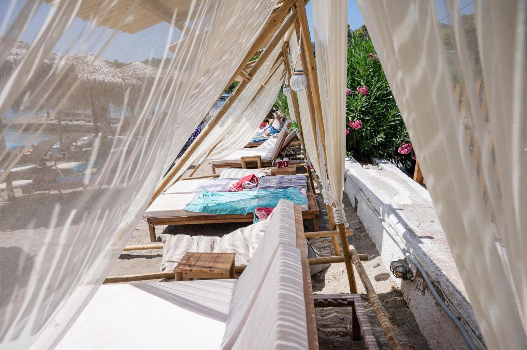 Hotel Pavlou Poros Town Eksteriør billede