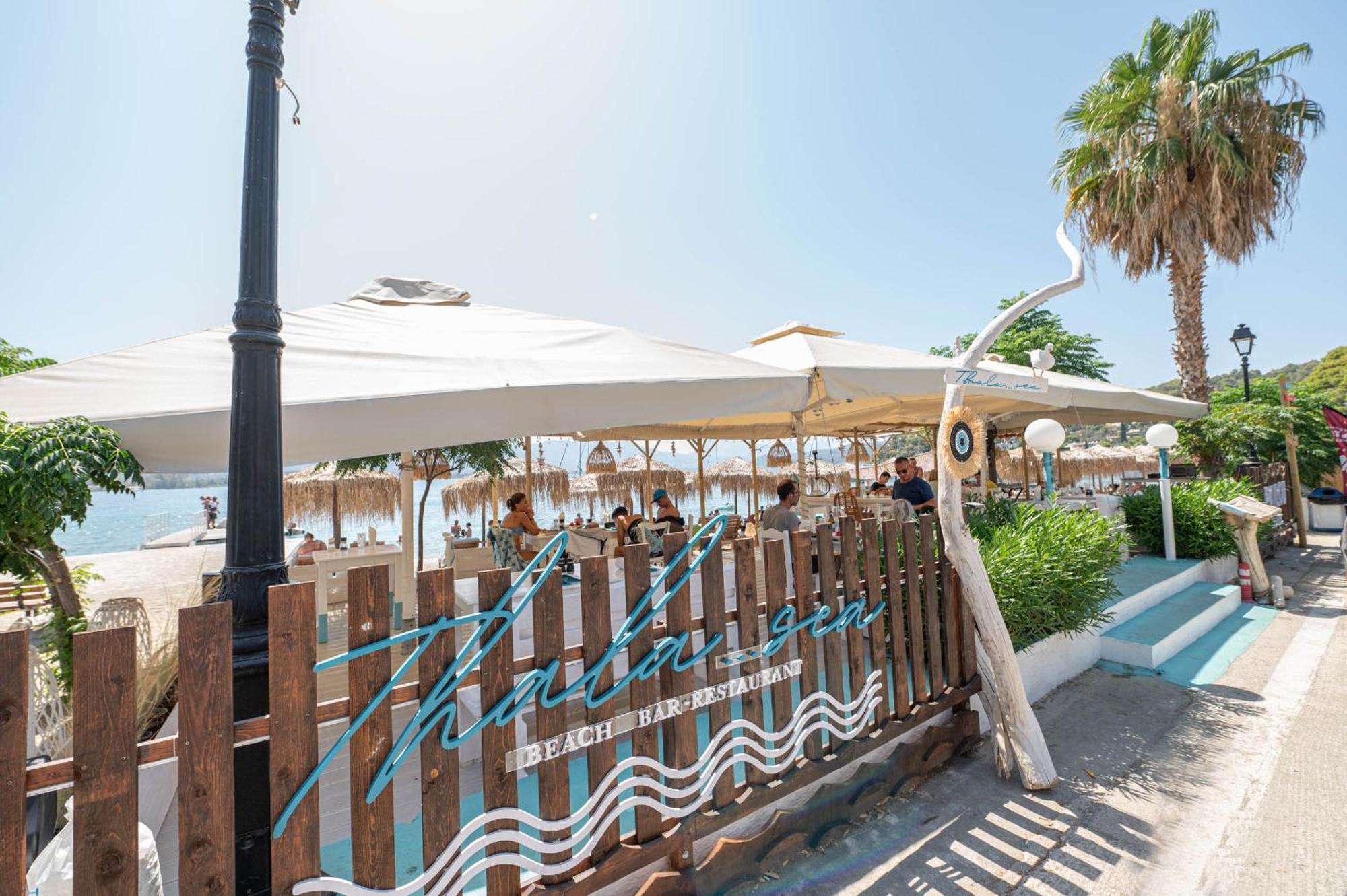 Hotel Pavlou Poros Town Eksteriør billede